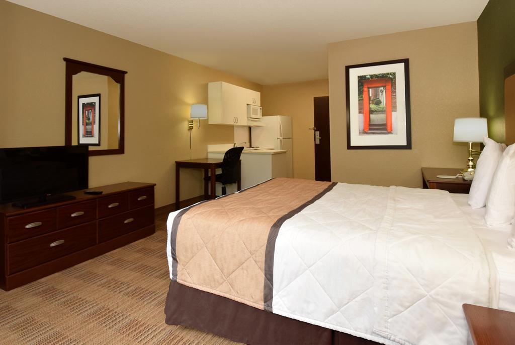 Extended America - - Northgate Seattle